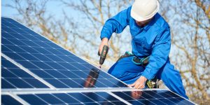 Installation Maintenance Panneaux Solaires Photovoltaïques à Courchaton